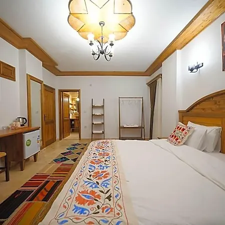 Pashahan 3*